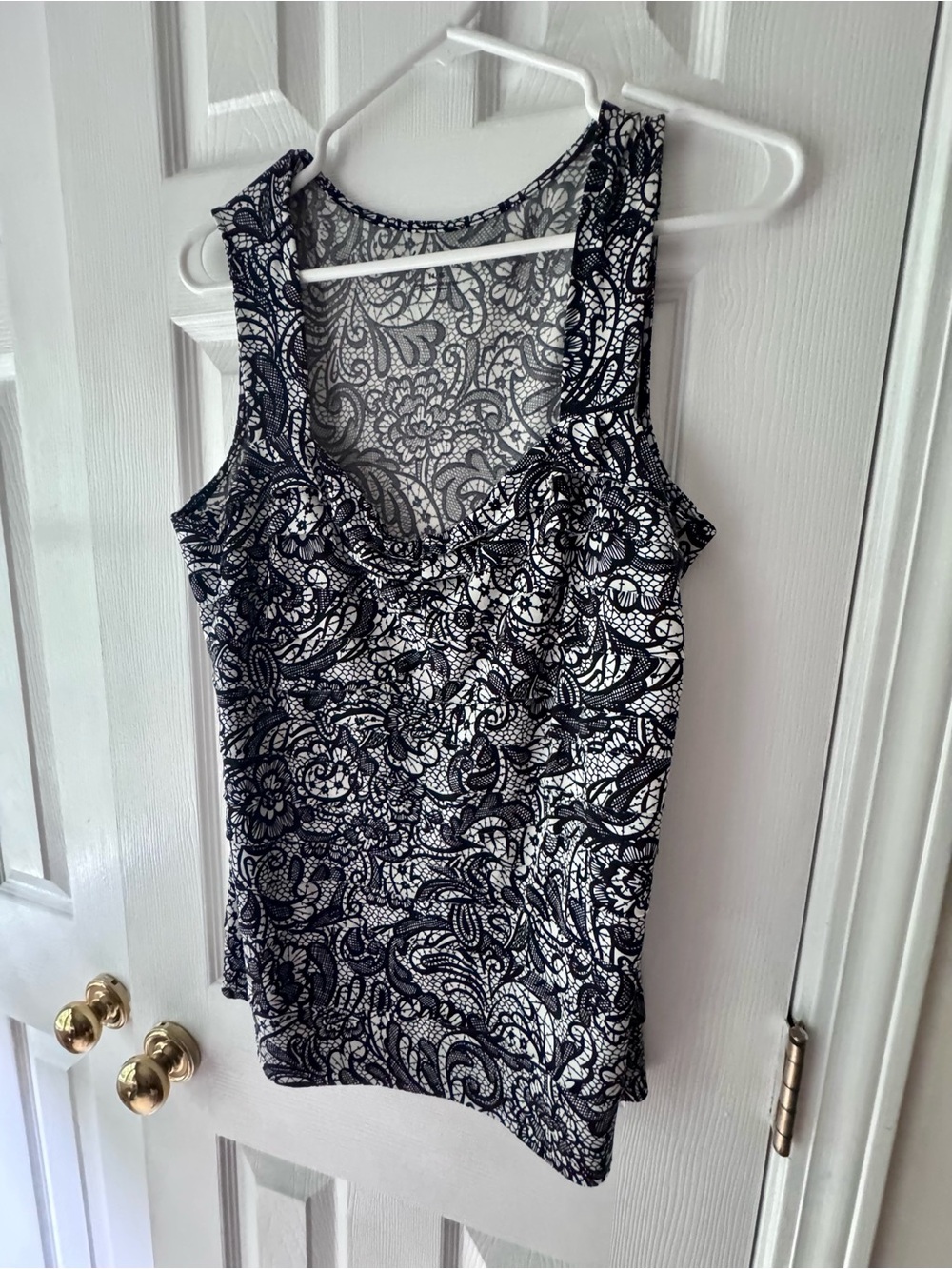 Lane Bryant Black & White Floral Tank Top, 14/16, 1X